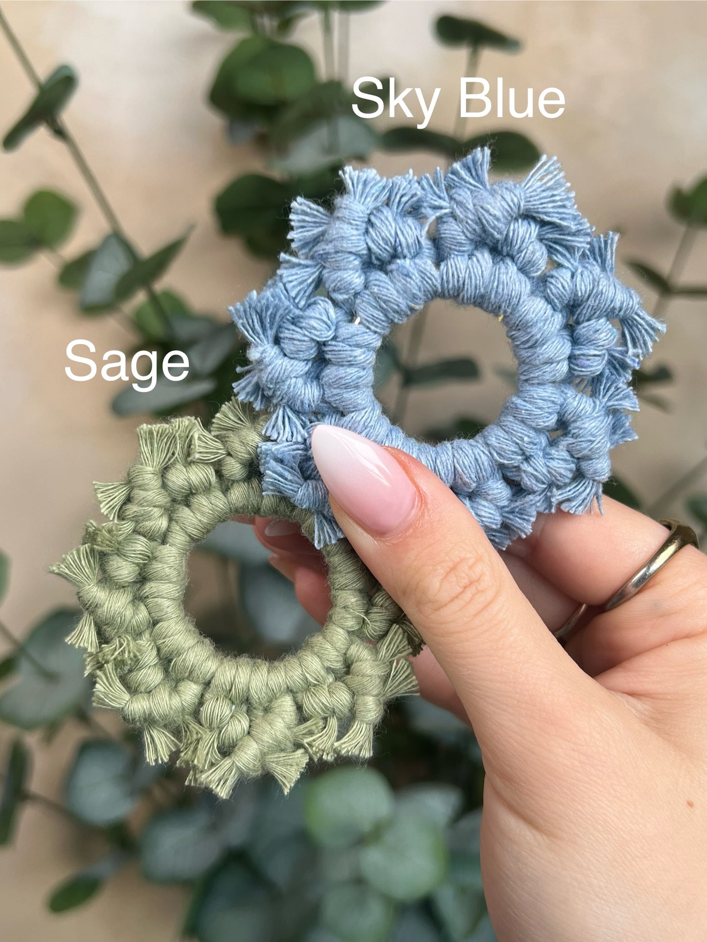 Sphere Stand - Macrame Colored Medium (6 Colors)