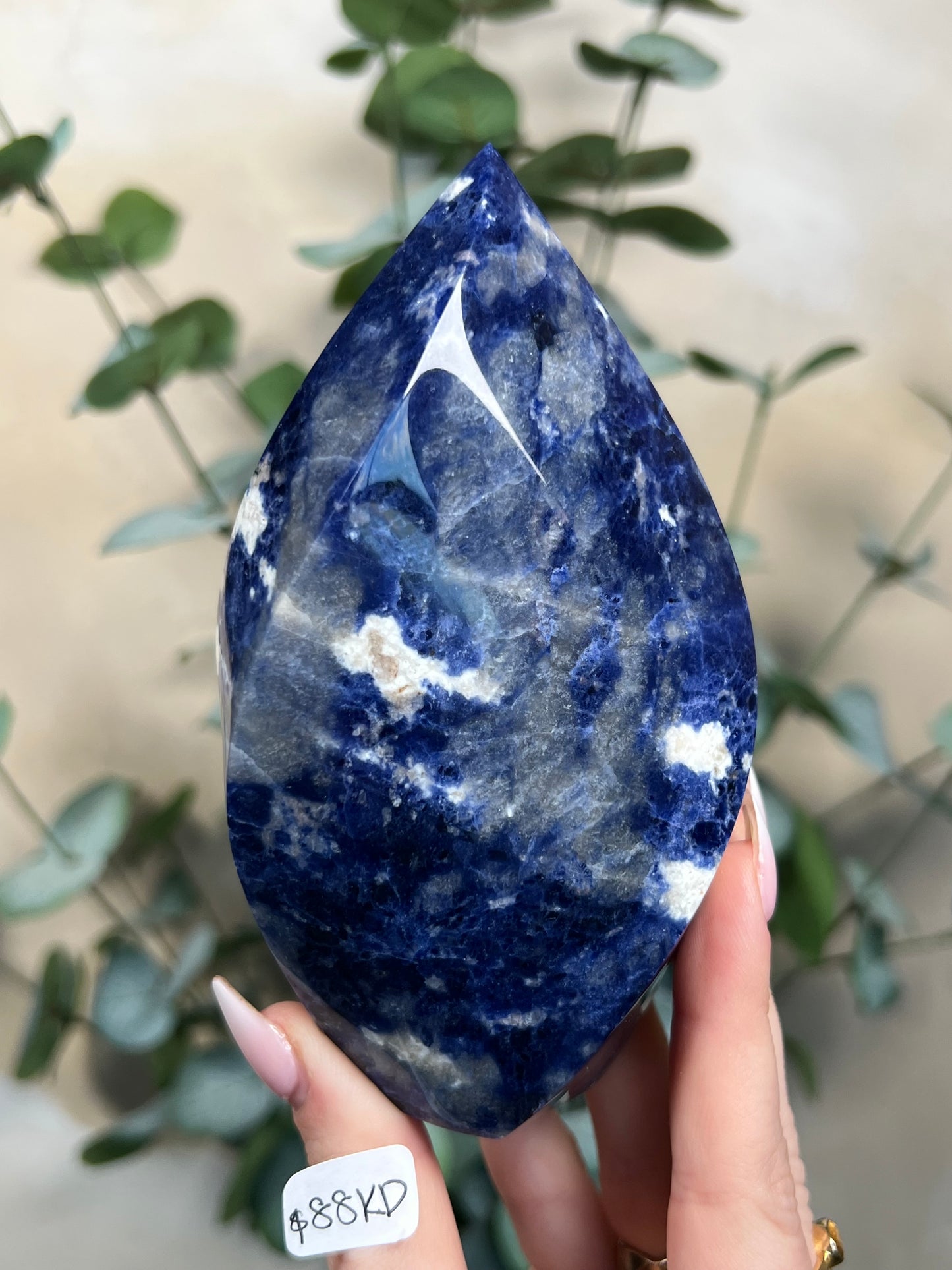 Sodalite Flames (66KE, 88KD)