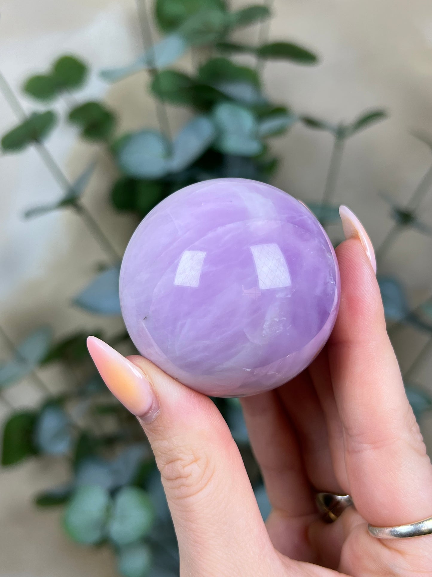 Kunzite Sphere (89AA)