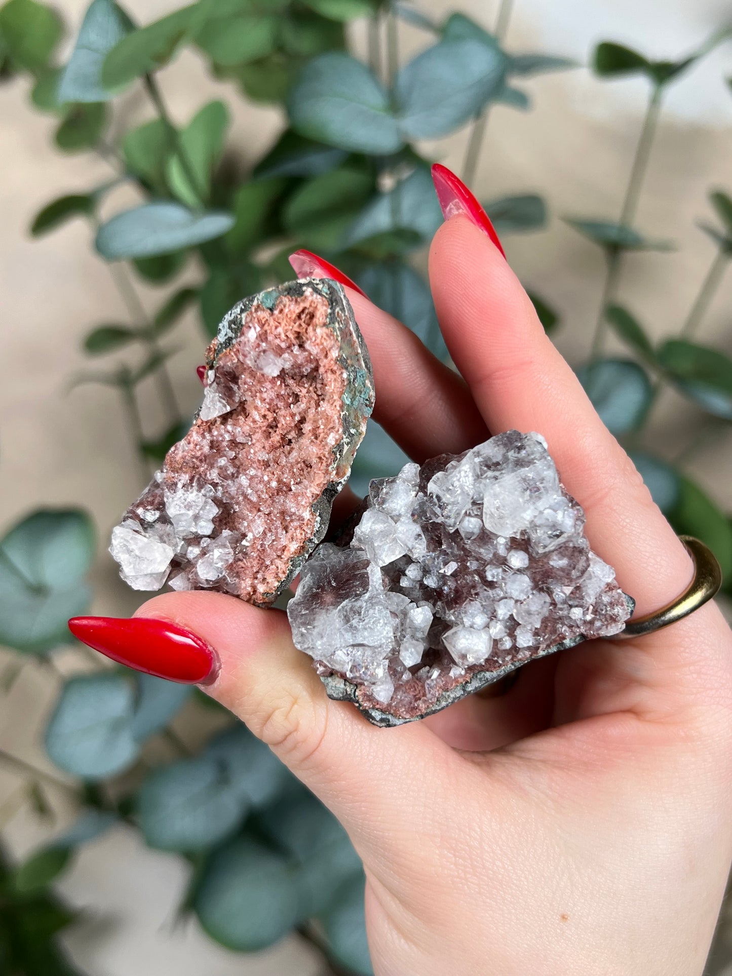Red / Clear Apophyllite Group B