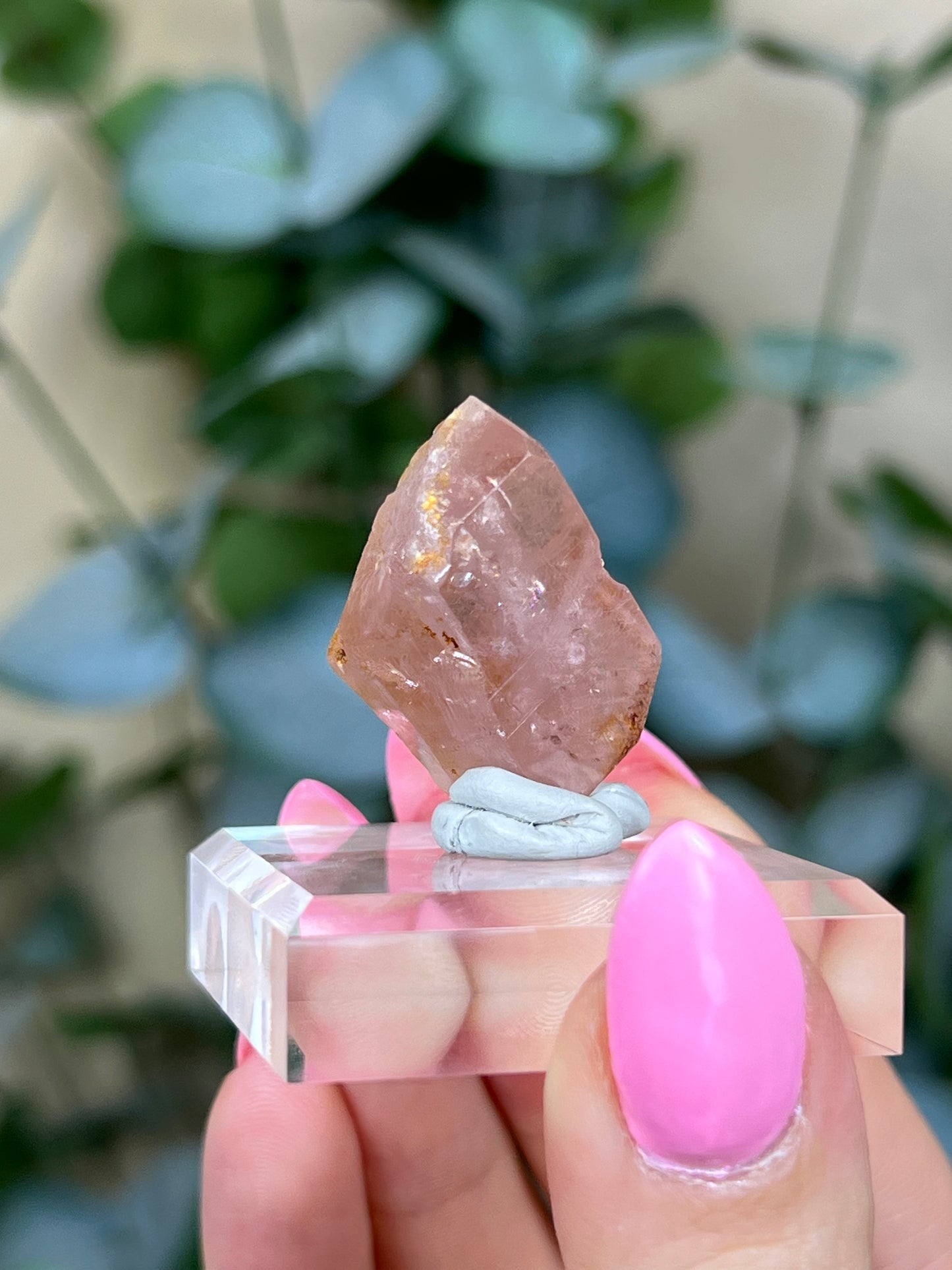 Pink Apatite (41AA)