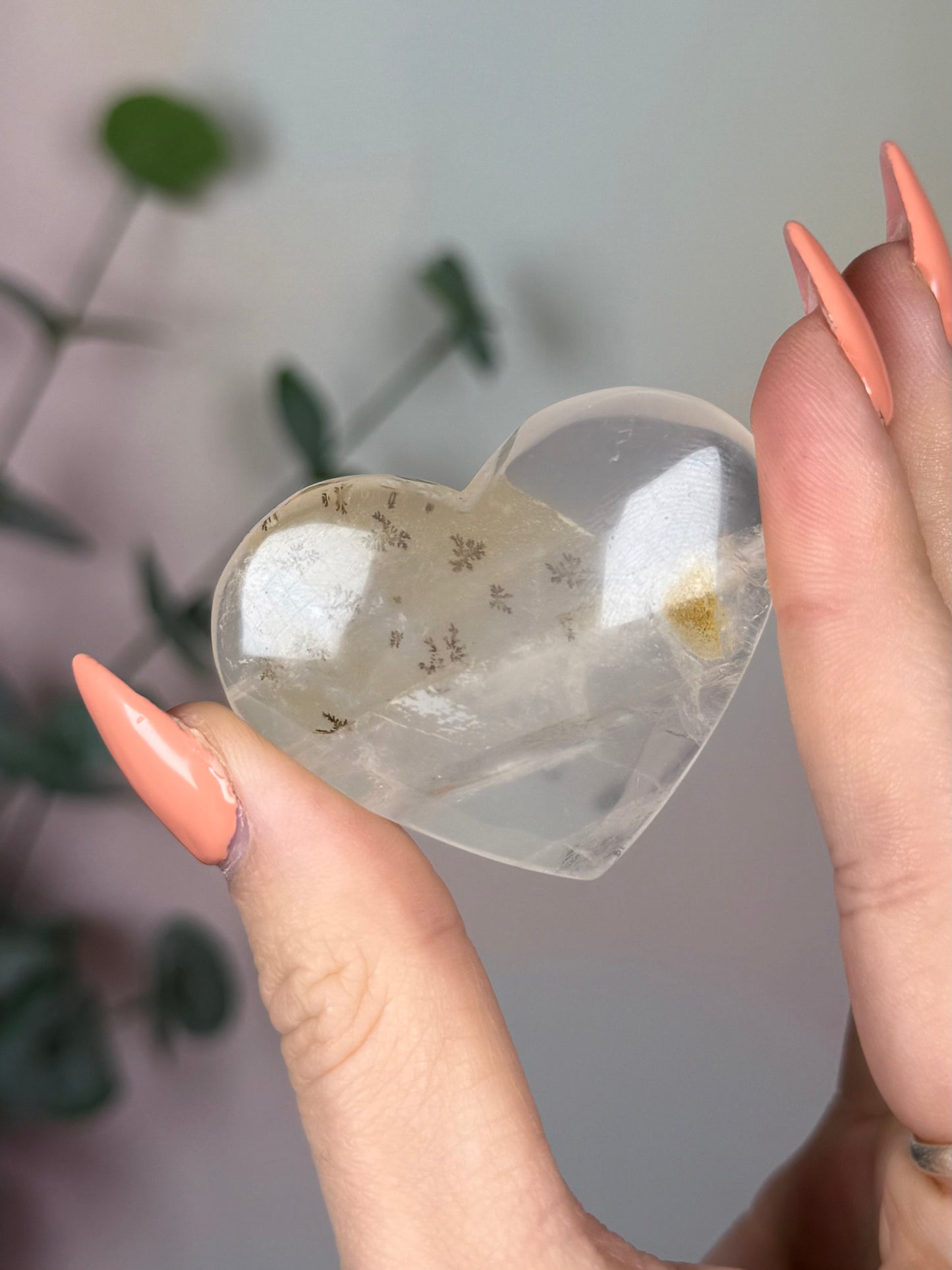 Dendritic Quartz Heart (16AR)