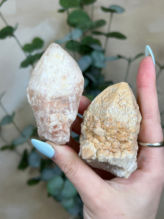 Feldspar Quartz (20AI, 24AJ)