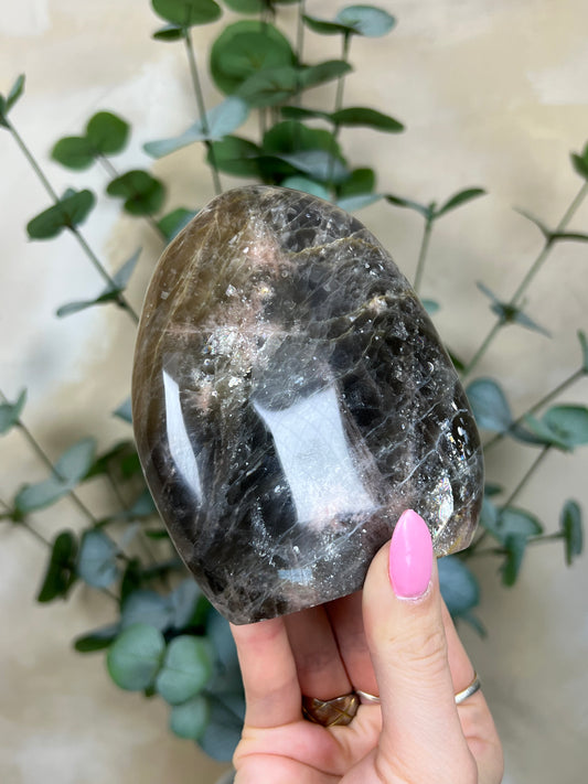 Black Moonstone Freeform (38AE)