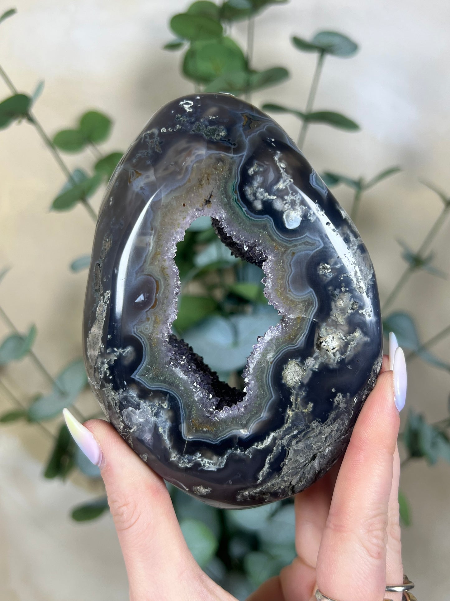 Amethyst Portal on Stand (114AA)