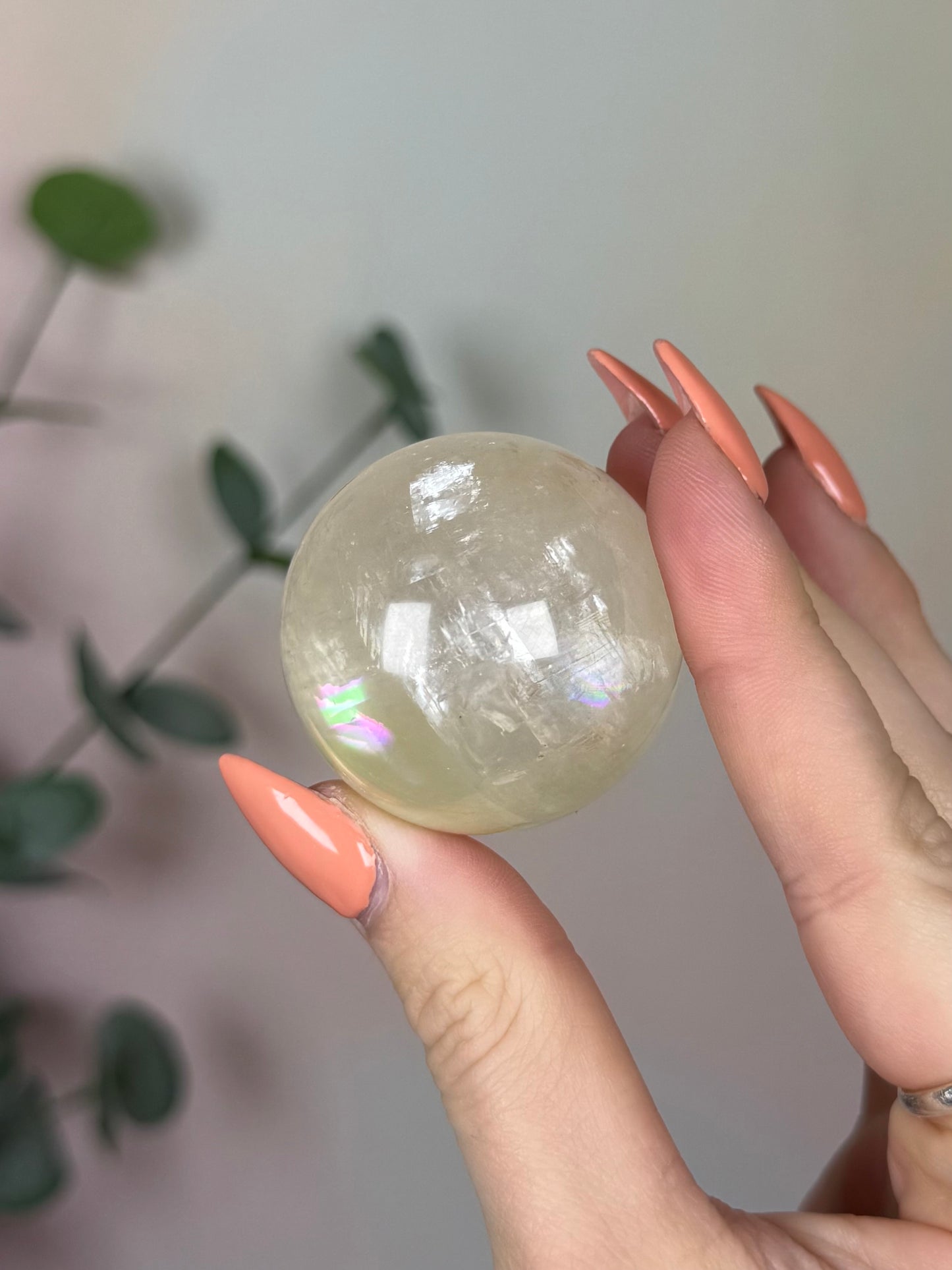 Optical Calcite Sphere (19AP)