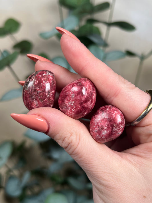 Norwegian Thulite Tumble