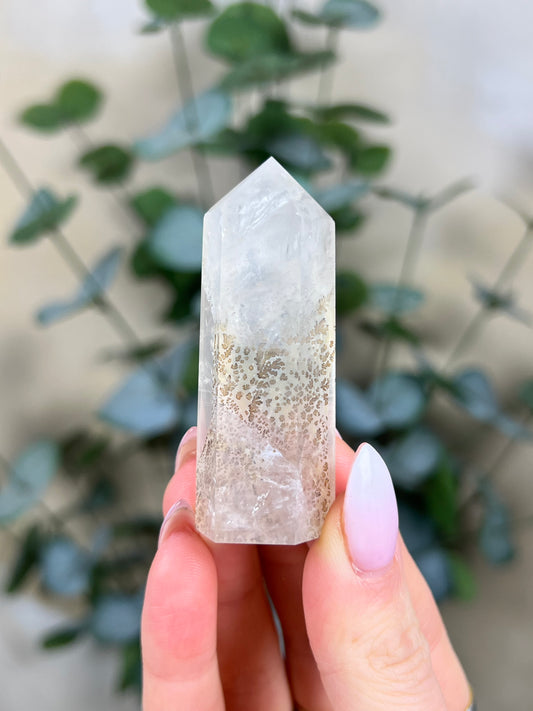 Dendritic Quartz Tower (31ES)