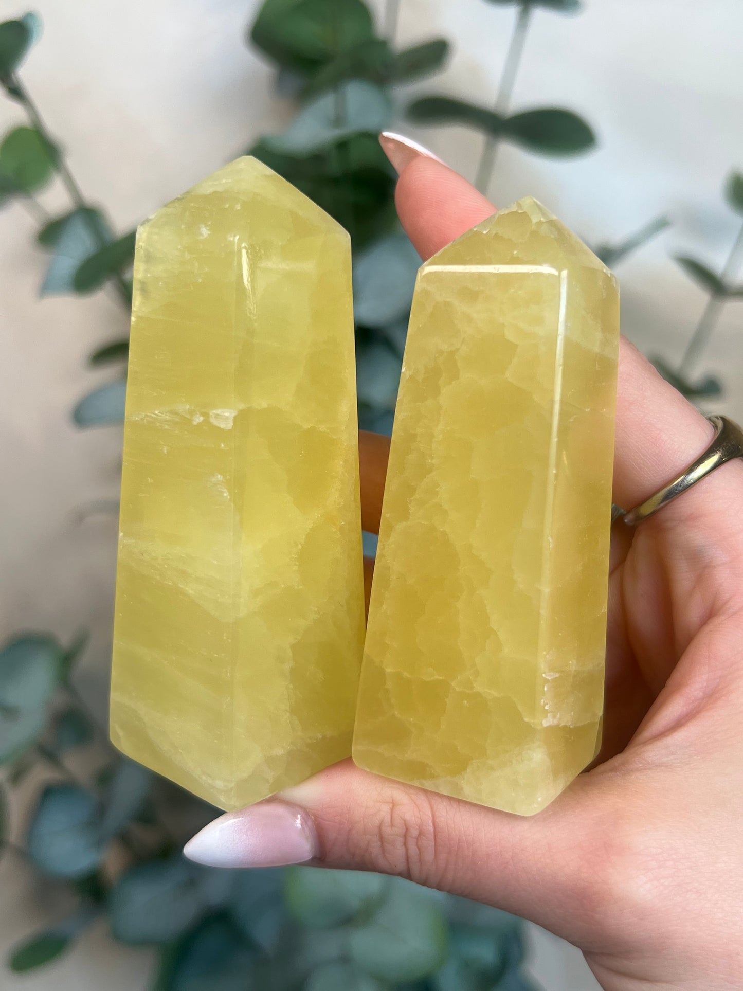 Lemon Calcite Tower (11-17, 6 options)