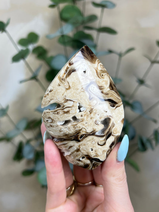 Chocolate Calcite Flame (17AE)