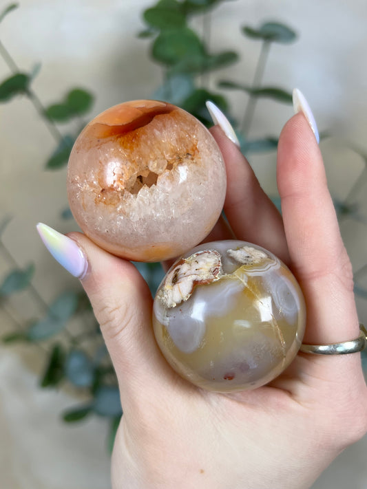 Carnelian Spheres (9AI, 14AA)