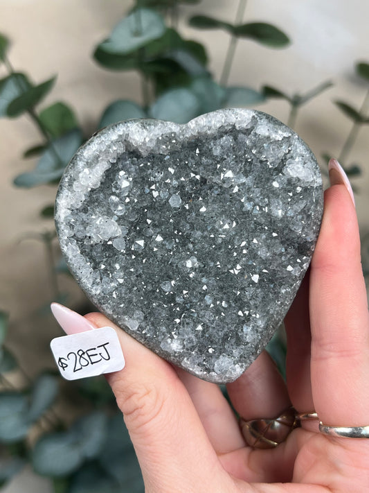 Amethyst Hearts (28, 34, 39-74, 7 options)