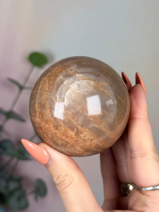 Moonstone Sphere (22AP)