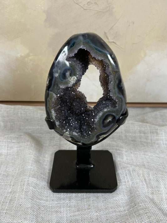 Amethyst Portal on Stand (114AA)