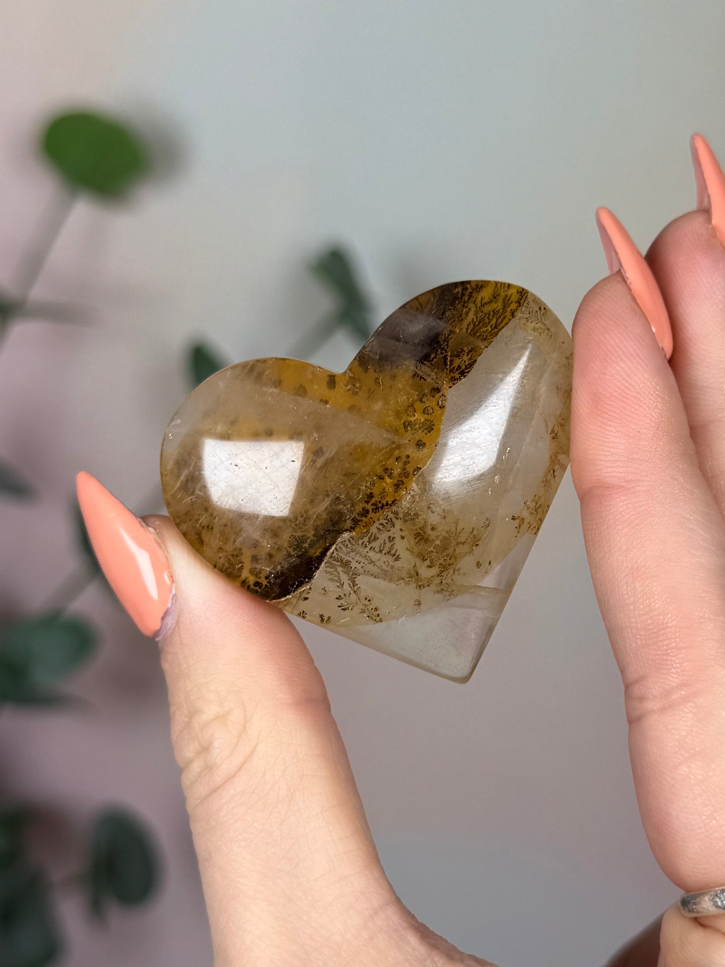Dendritic Quartz Heart (20AW)