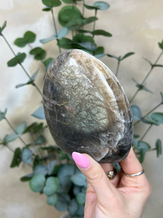 Black Moonstone Freeform (38AE)