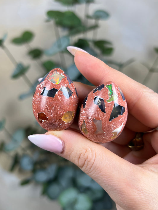Cantera Opal Eggs