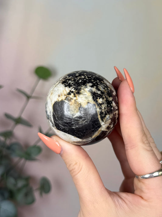Sapphire in Matrix Sphere (66AB)