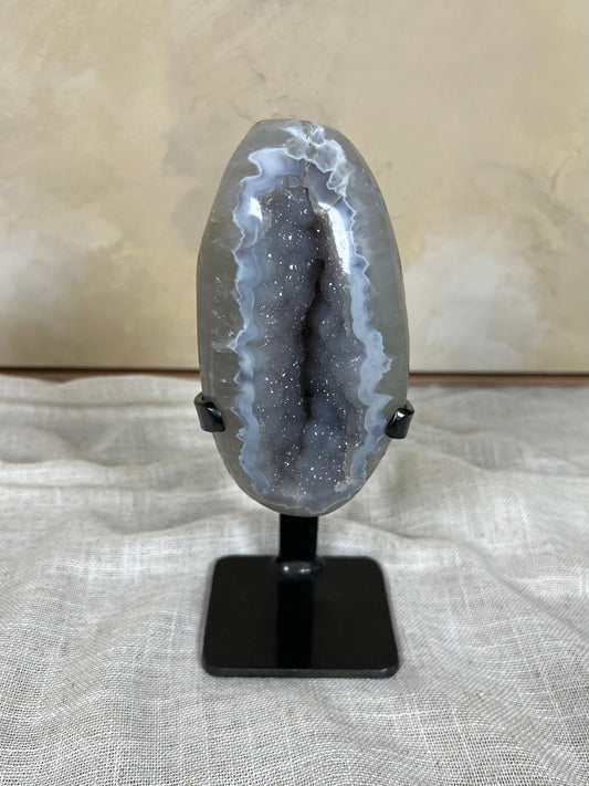 Agate on Stand (149AA)