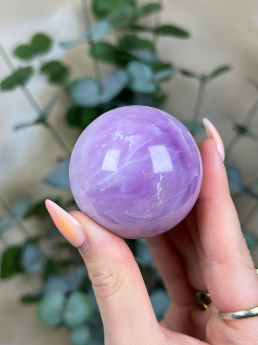 Kunzite Sphere (89AA)