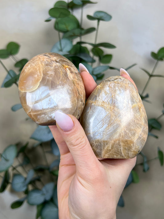 Peach Moonstone Freeforms (15HK, 18HB)