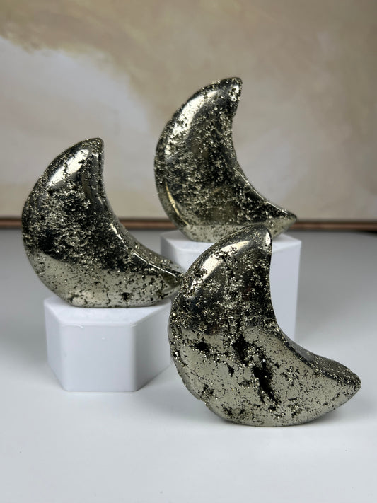 Pyrite Standing Moons (29FC, 29FD, 29FE)