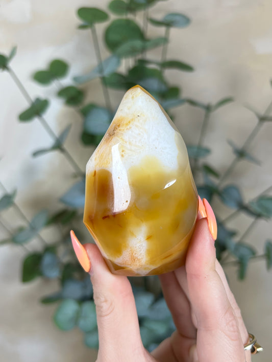 Carnelian Flame (19AM)