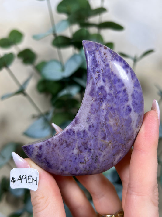 Lavender Jade Standing Moons (49EM, 49EN)