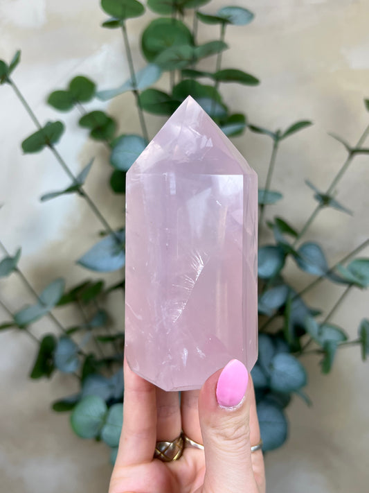 Rose Quartz Tower (52AE)