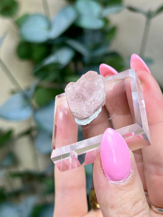 Pink Apatite (16AK)