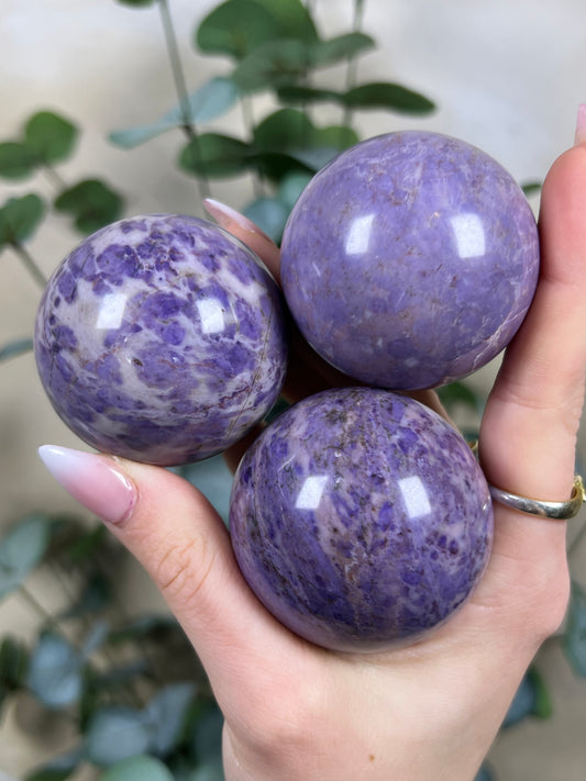 Lavender Jade Spheres (68EH, 69EE, 69EF)