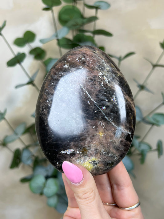 Black Moonstone Freeform (29AF)