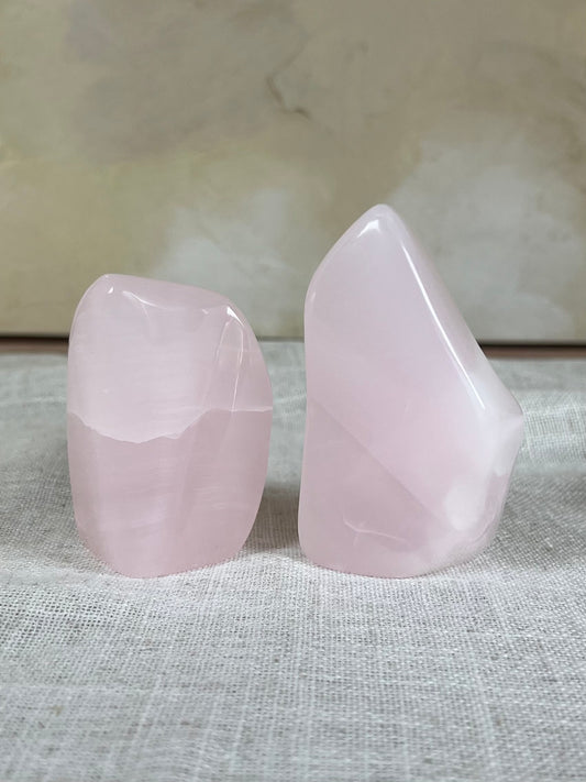 Mangano Calcite Freeforms (27AG, 28AF)